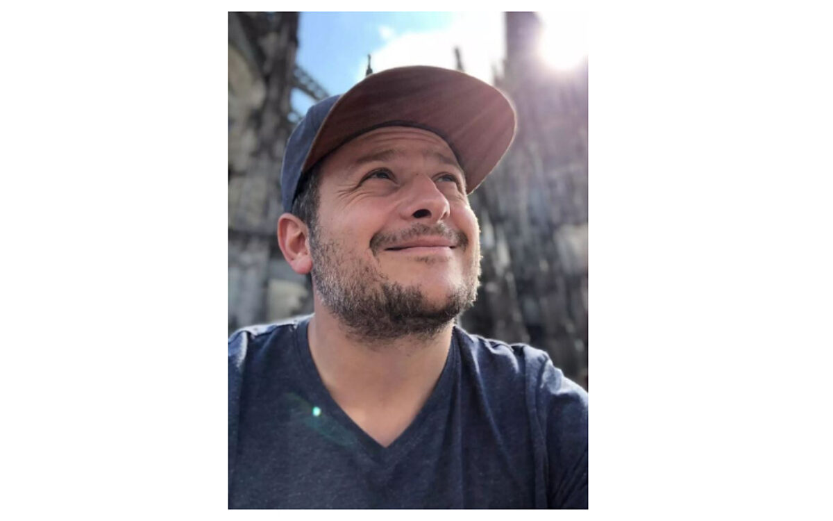 Thomas Poppe1 Thomas Poppe1