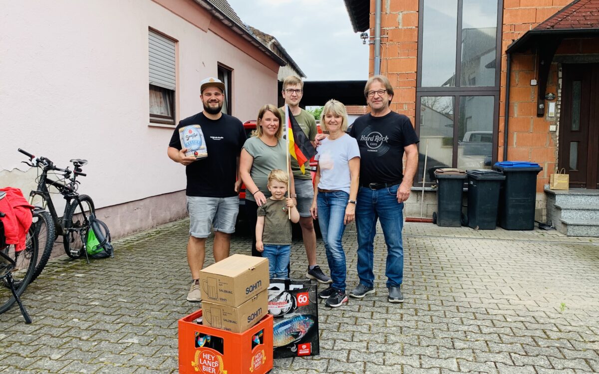 Tina Schmitt Familie aus Niedernberg Tina Schmitt Familie aus Niedernberg