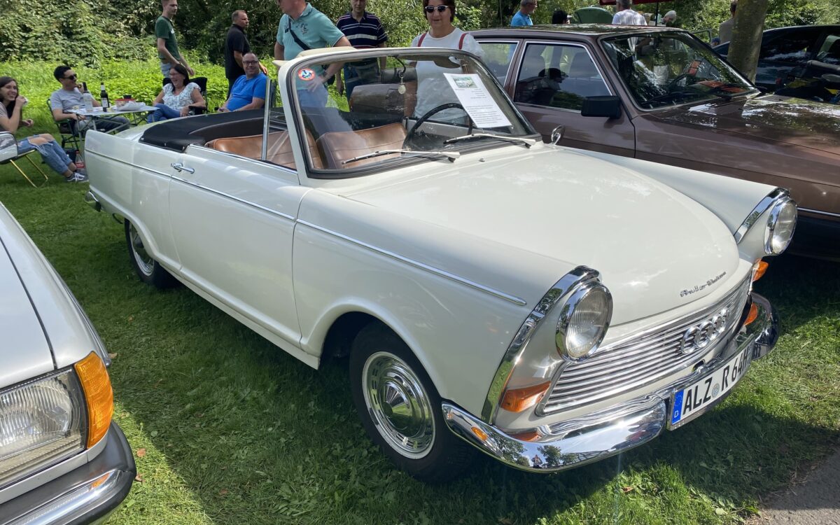 030923 Seligenstadt Oldiepraesenta 50 030923 Seligenstadt Oldiepraesenta 50