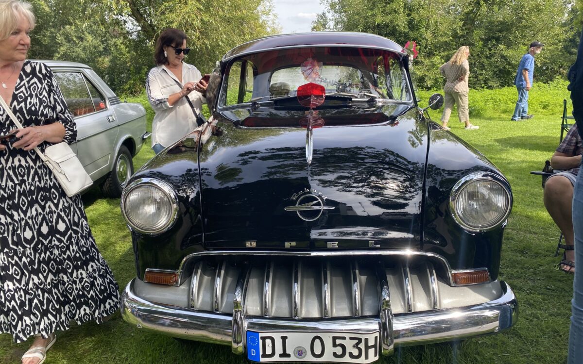 030923 Seligenstadt Oldiepraesenta 55 030923 Seligenstadt Oldiepraesenta 55