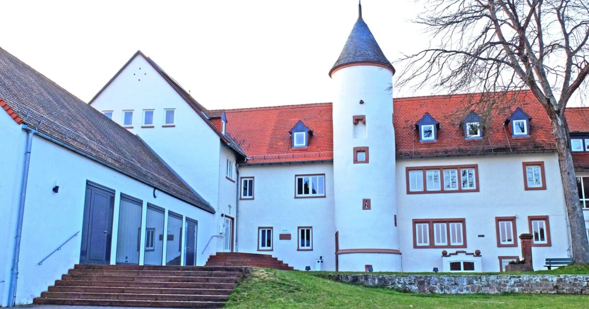 Kloster Höchst Tagungshäuser für Kriegsflüchtlinge