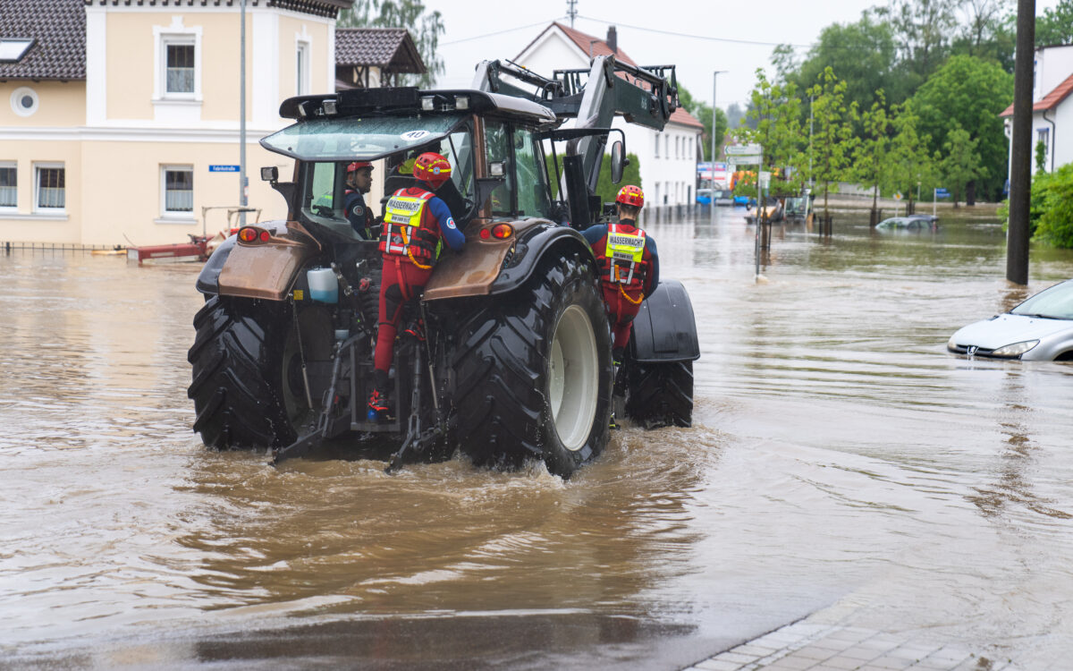 020624 Wasserwacht im Hochwassergebiet Schwaben 2 020624 Wasserwacht im Hochwassergebiet Schwaben 2