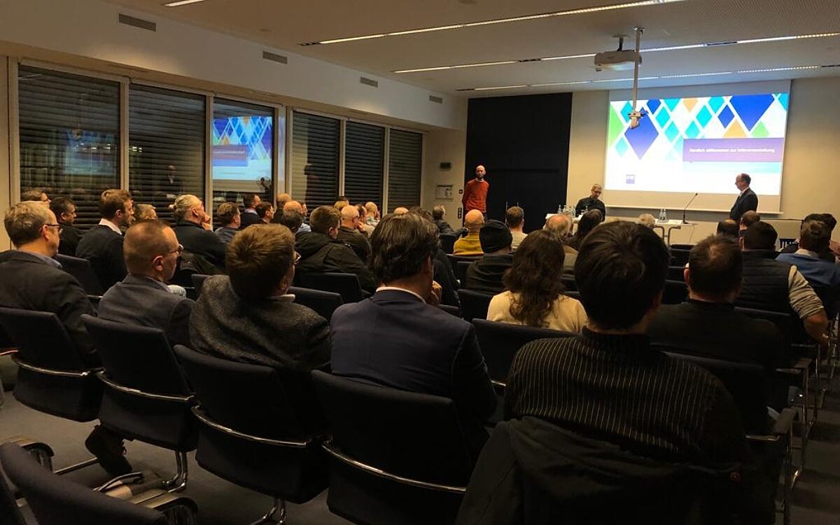 030323 AB Photovoltaik Vortrag HW 030323 AB Photovoltaik Vortrag HW