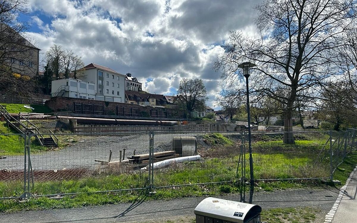 030423 Schlossufer 2 030423 Schlossufer 2