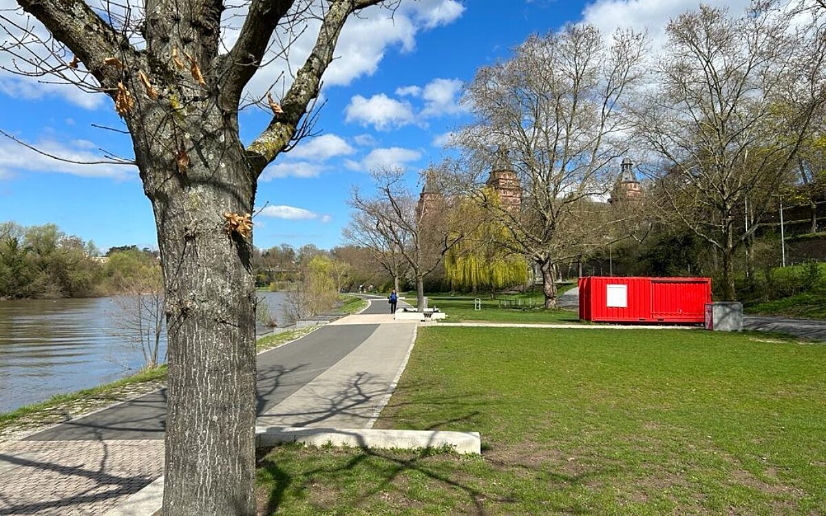 030423 Schlossufer 3 030423 Schlossufer 3