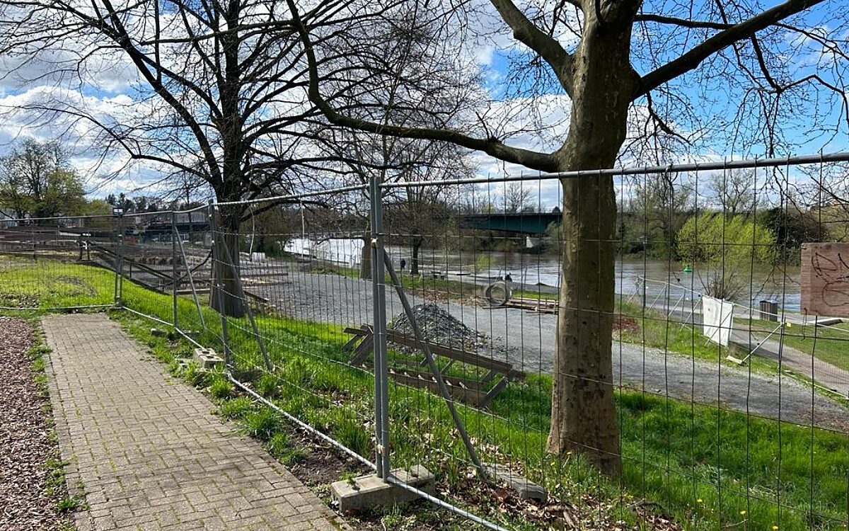 030423 Schlossufer 5 030423 Schlossufer 5