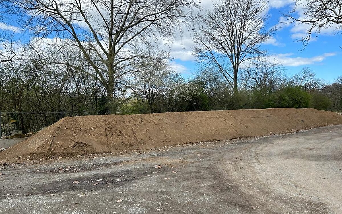 030423 Schlossufer 8 030423 Schlossufer 8