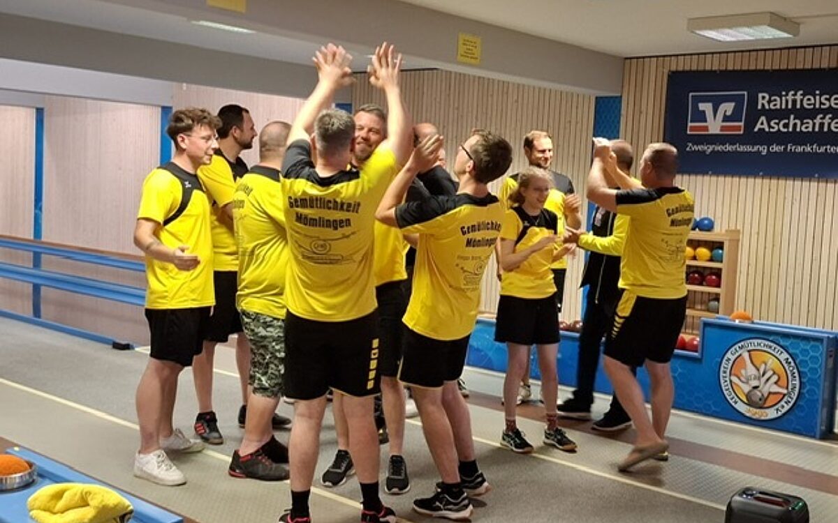 030825 Moemlingen Weltrekord geschafft 1 030825 Moemlingen Weltrekord geschafft 1