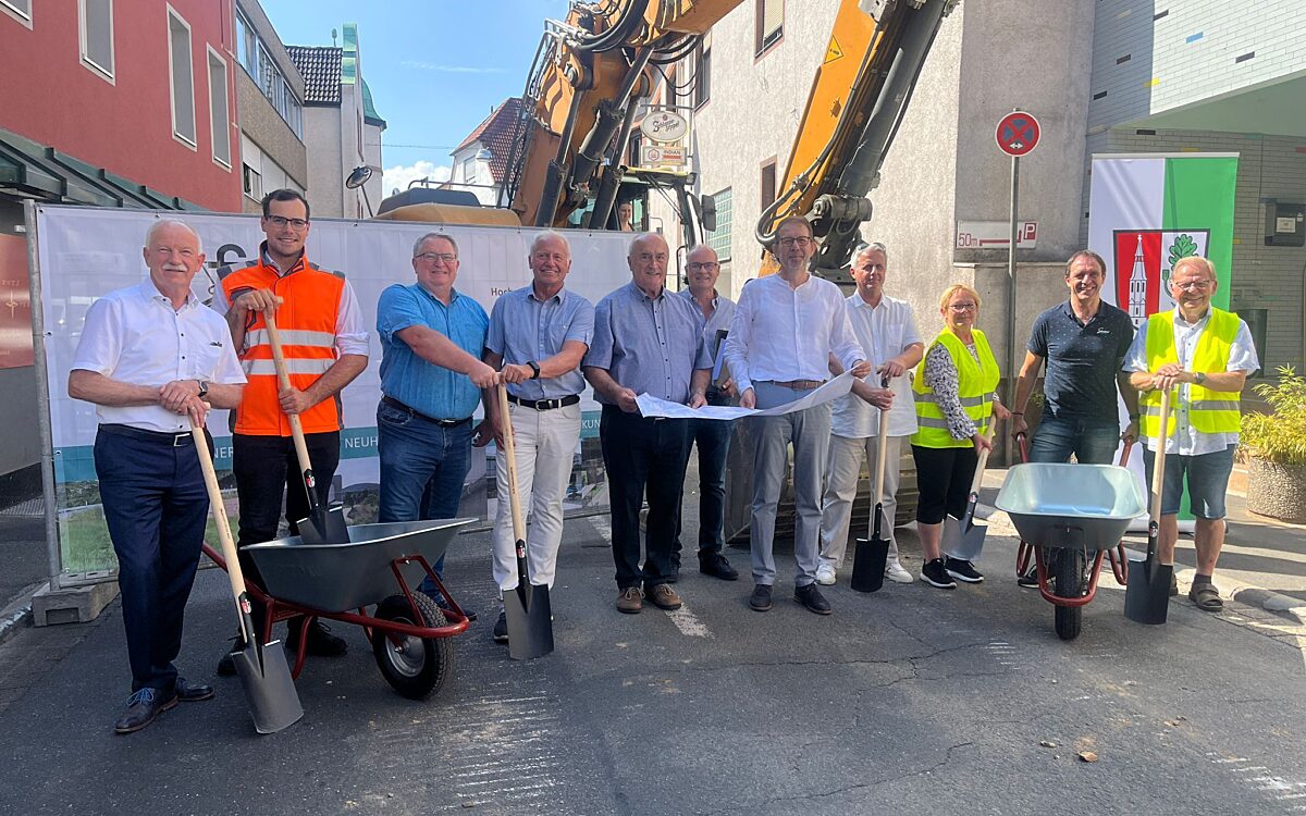 030924 Hoesbach Ortsdurchfahrt Spatenstich 2 030924 Hoesbach Ortsdurchfahrt Spatenstich 2