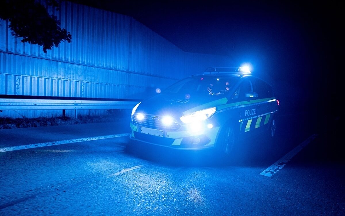 040123 Streifenwagen3 jpeg 040123 Streifenwagen3 jpeg