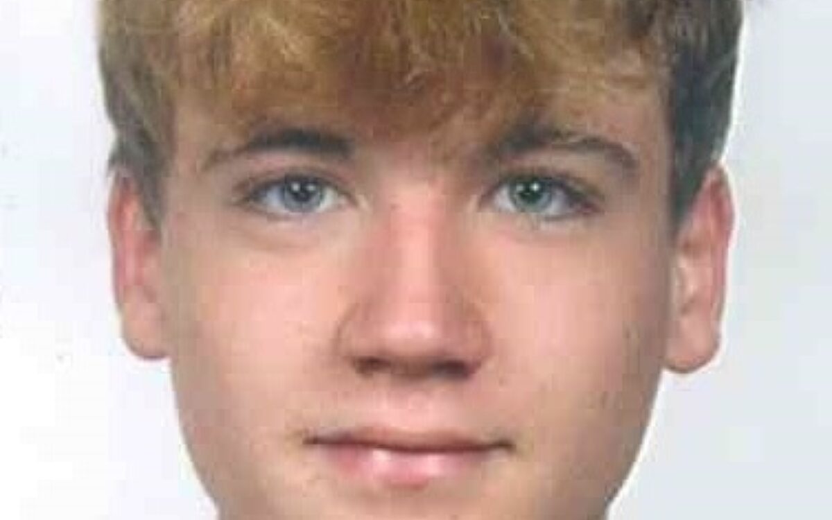 040822 pol of vermisst kripo sucht nach dem 17 j hrigen emanuell patrik reichler biebergem nd 040822 pol of vermisst kripo sucht nach dem 17 j hrigen emanuell patrik reichler biebergem nd