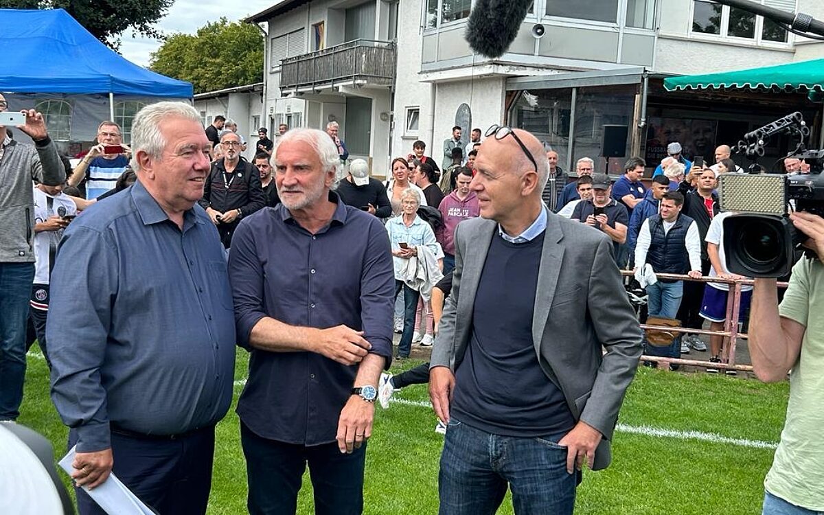 040823 Voeller 6 040823 Voeller 6