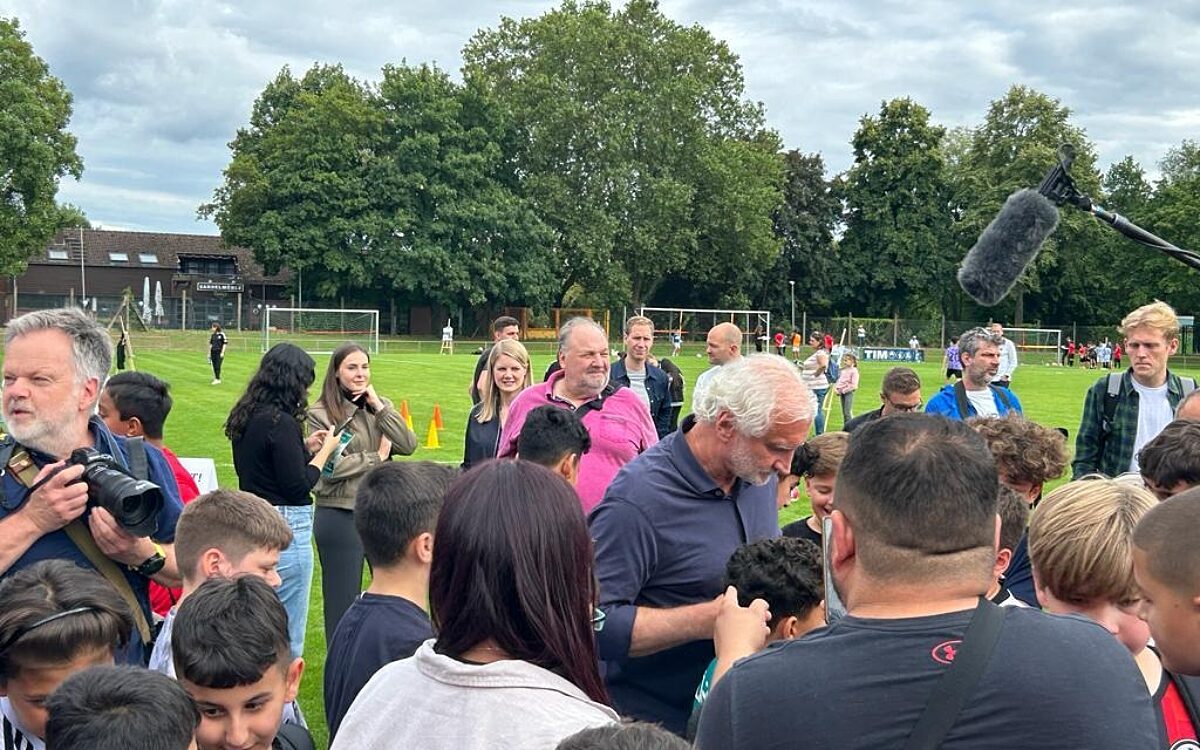 040823 Voeller 7 040823 Voeller 7