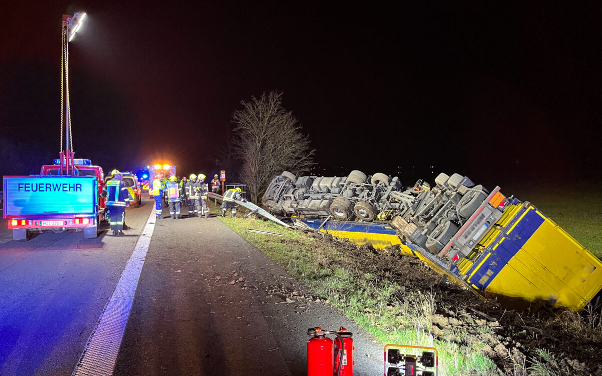 050124 Langenselbold Lkw Unfall Quelle Feuerwehr Langenselbold 3 050124 Langenselbold Lkw Unfall Quelle Feuerwehr Langenselbold 3