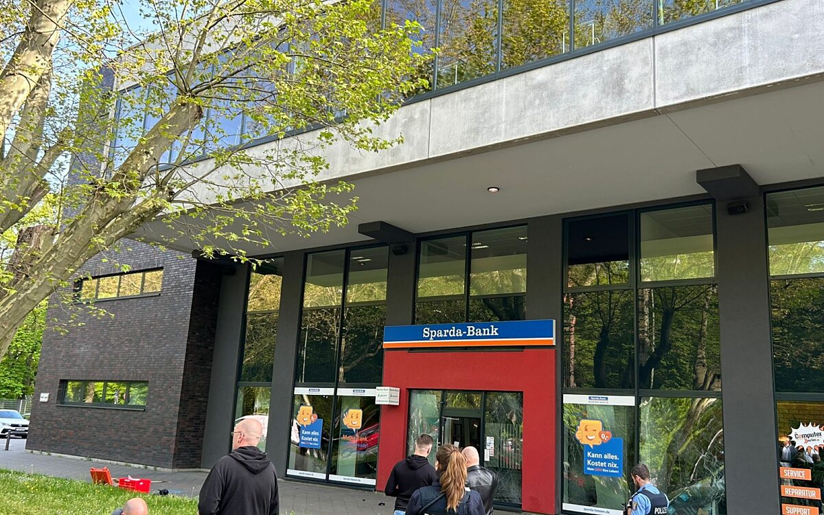 050523 Offenbach Geldautomat gesprengt Bieberer Berg 2 050523 Offenbach Geldautomat gesprengt Bieberer Berg 2