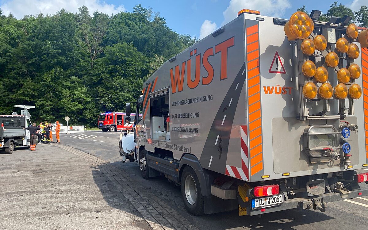 050625 Dammbach Klaerschlamm 5 050625 Dammbach Klaerschlamm 5