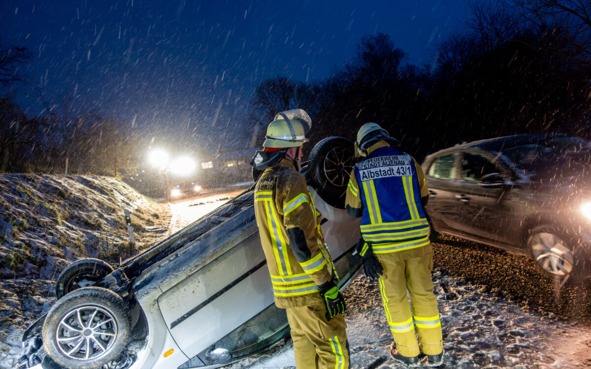 051223 Alzenau Albstadt Unfall Foto FF Albstadt 2 051223 Alzenau Albstadt Unfall Foto FF Albstadt 2