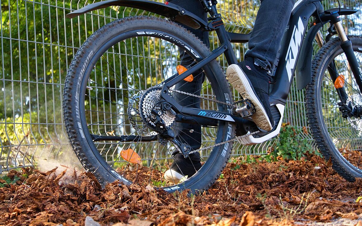 060522 E Bike Fahrrad Reifen