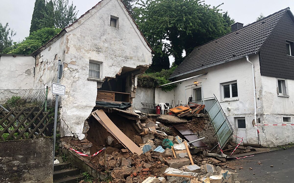 060524 Haibach Haus eingestuerzt 060524 Haibach Haus eingestuerzt