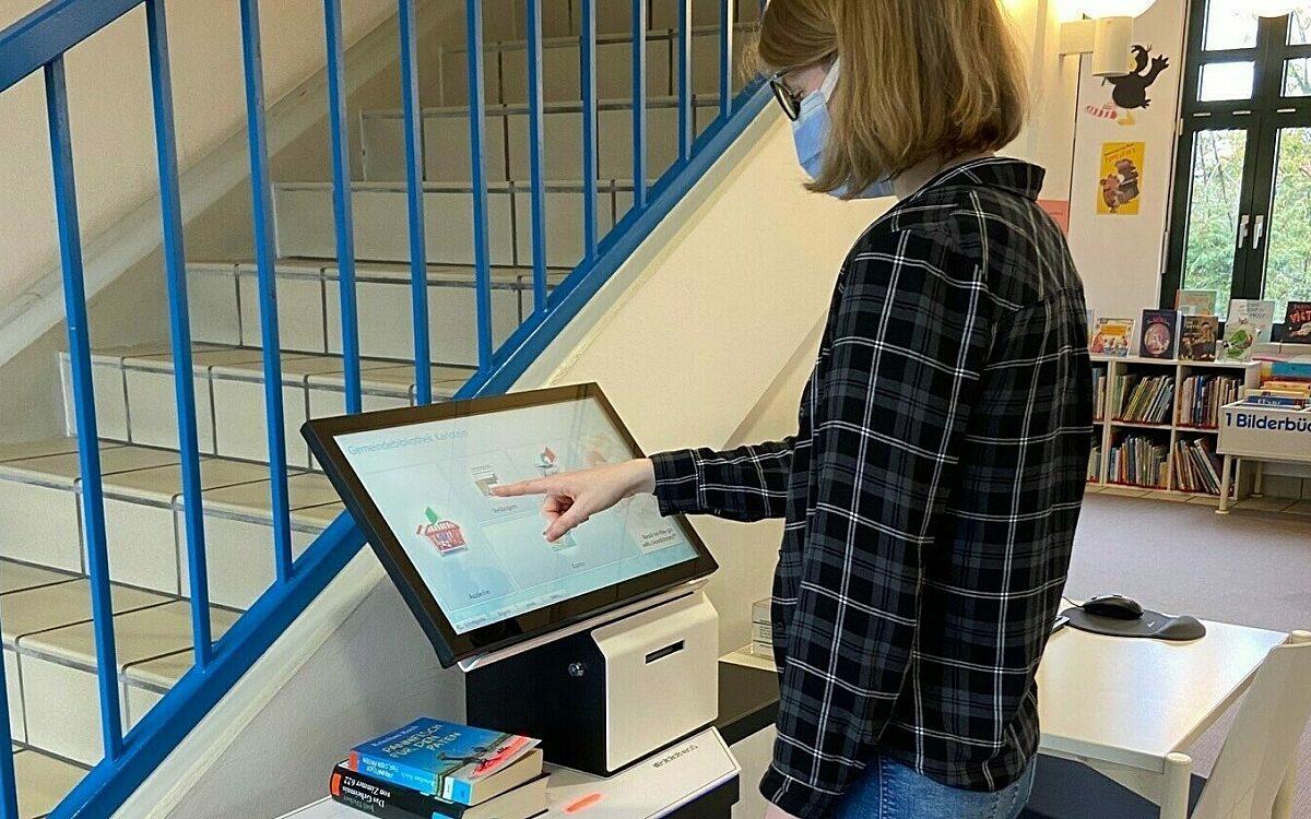 061121 Karlstein Selbstverbucher E 061121 Karlstein Selbstverbucher E