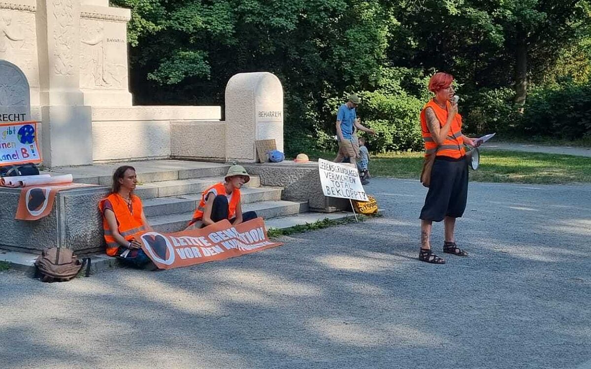 070623 AB Demo Letzte Generation 2 070623 AB Demo Letzte Generation 2