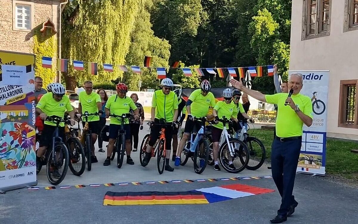 070724 Waechtersbach Startschuss fuer die Tour de Freundschaft 070724 Waechtersbach Startschuss fuer die Tour de Freundschaft