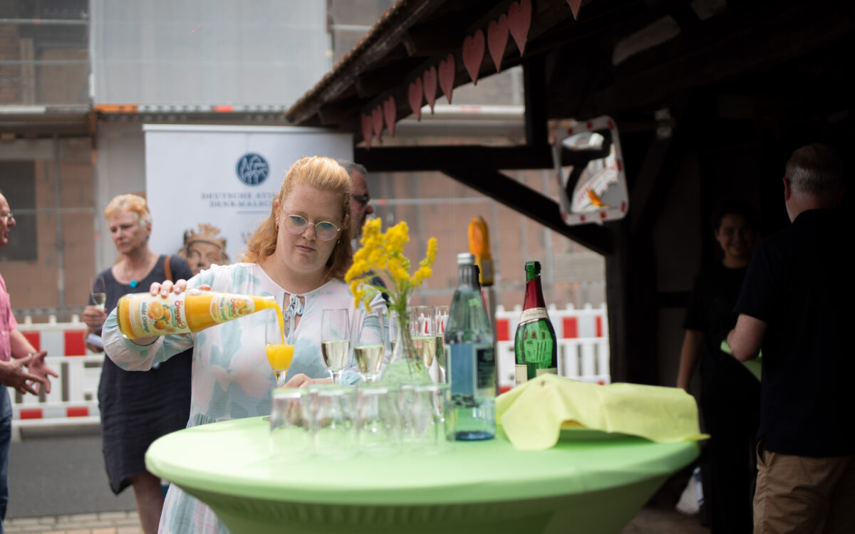 070824 Laufach Uebergabe Geld der Deutschen Denkmalpflege 2 070824 Laufach Uebergabe Geld der Deutschen Denkmalpflege 2