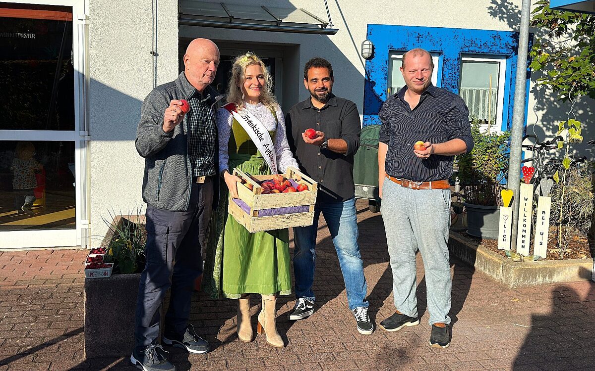 071026 AB Kita Apfelkoenigin 3 071026 AB Kita Apfelkoenigin 3
