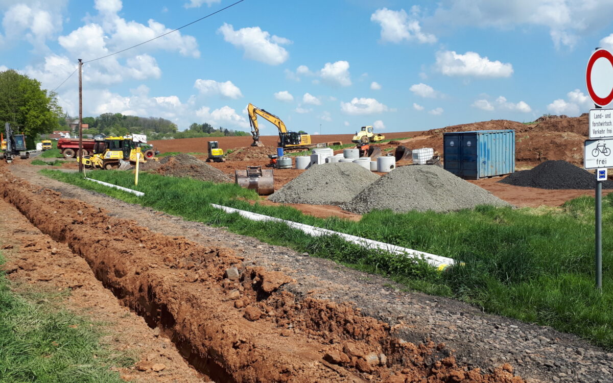 090522 Gruendau Erschliessung Unter dem Kirchberg 090522 Gruendau Erschliessung Unter dem Kirchberg