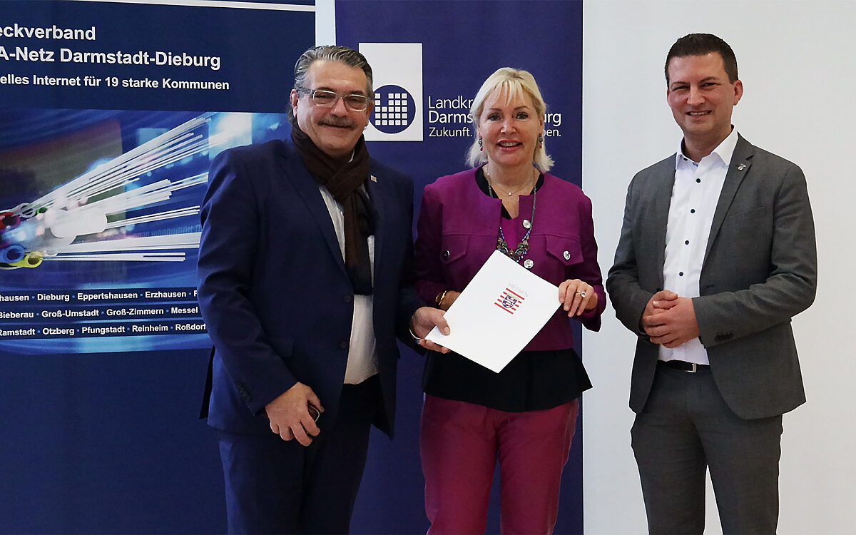 090724 Gross Umstadt Landesfoerderbescheid Foto Landkreis Darmstadt Dieburg 090724 Gross Umstadt Landesfoerderbescheid Foto Landkreis Darmstadt Dieburg