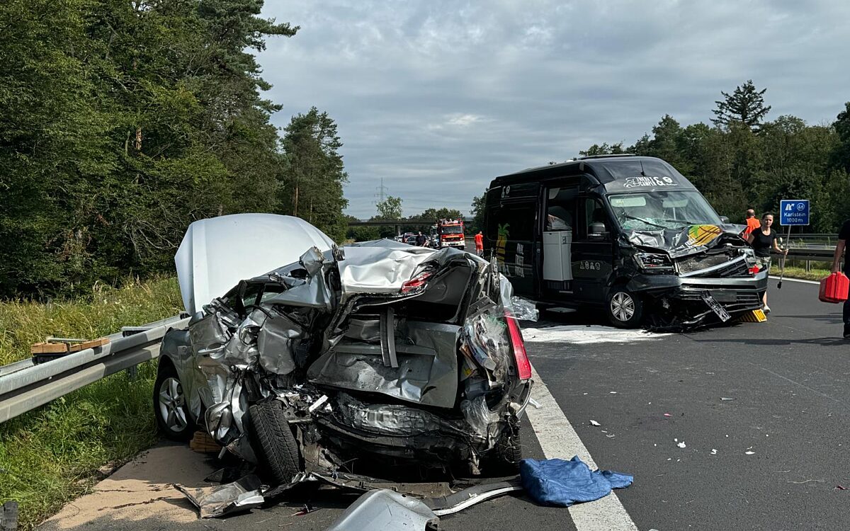 090824 A45 Richtung AB Unfall 2 090824 A45 Richtung AB Unfall 2