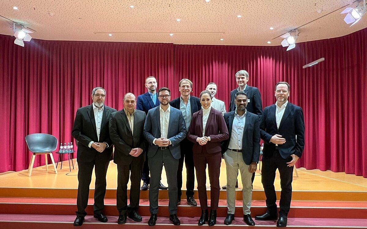 100226 HU Gespraechsrunde 2 100226 HU Gespraechsrunde 2