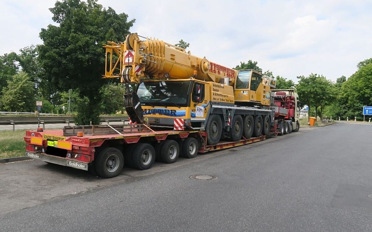 100822 Rodgau 96 Tonnen LKW 100822 Rodgau 96 Tonnen LKW