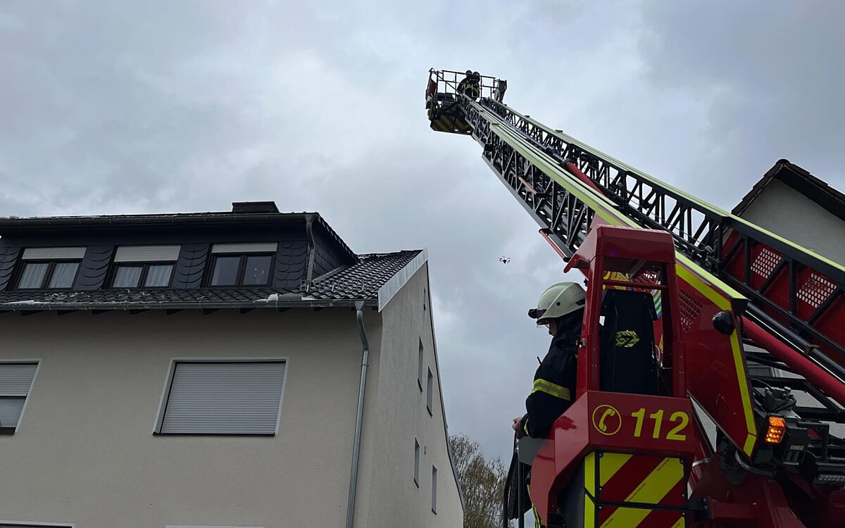 120423 Zellhausen Dachstuhlbrand 3 120423 Zellhausen Dachstuhlbrand 3