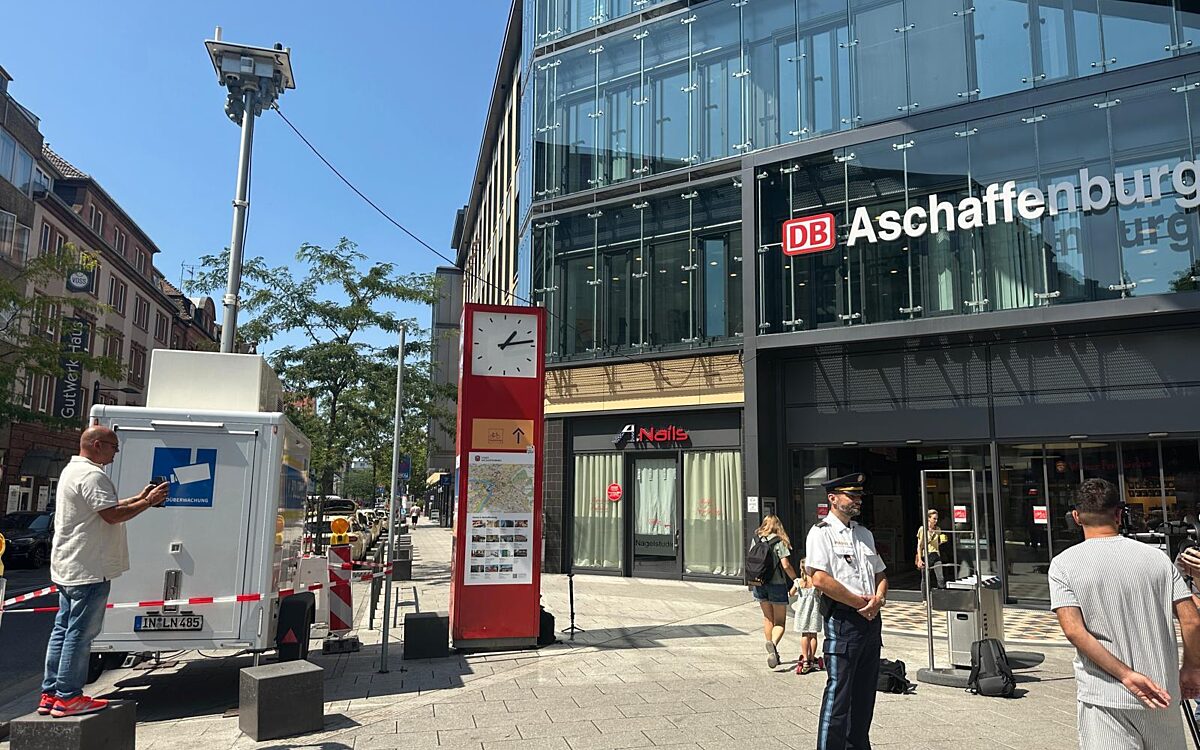 120825 AB Ueberwachungskamera JG 120825 AB Ueberwachungskamera JG