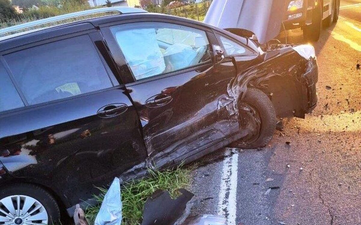 12093 Unfall Waechtersbach 2 12093 Unfall Waechtersbach 2