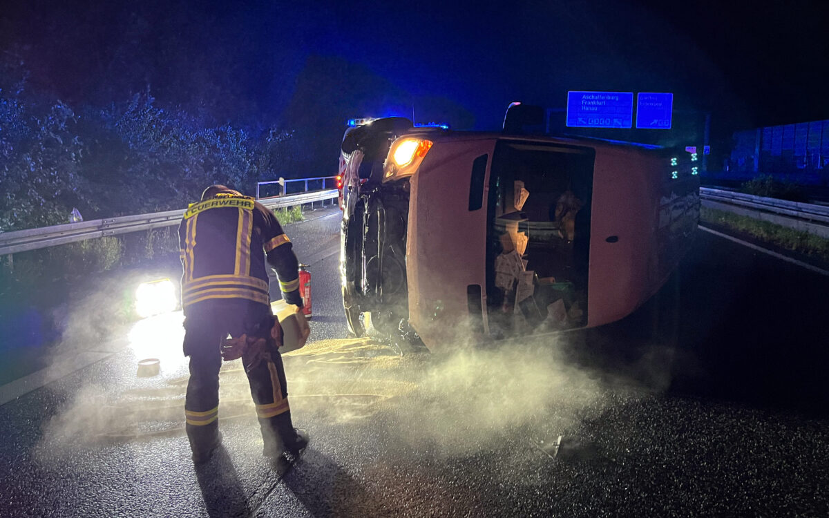 130923 Langenselbold Unfall A66 Foto Feuerwehr Langenselbold 4 130923 Langenselbold Unfall A66 Foto Feuerwehr Langenselbold 4