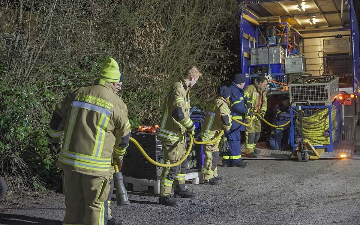 140124 Kahl THW Einsatz Hornsee Abpumpen Foto THW 13 140124 Kahl THW Einsatz Hornsee Abpumpen Foto THW 13