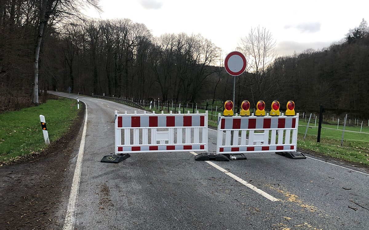 140323 AB Strasse Gwitter Sperrung 140323 AB Strasse Gwitter Sperrung