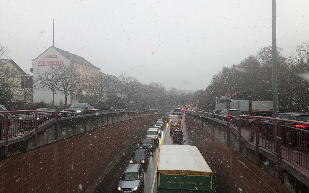 150323 AB Stau Ring Winterinebruch 150323 AB Stau Ring Winterinebruch