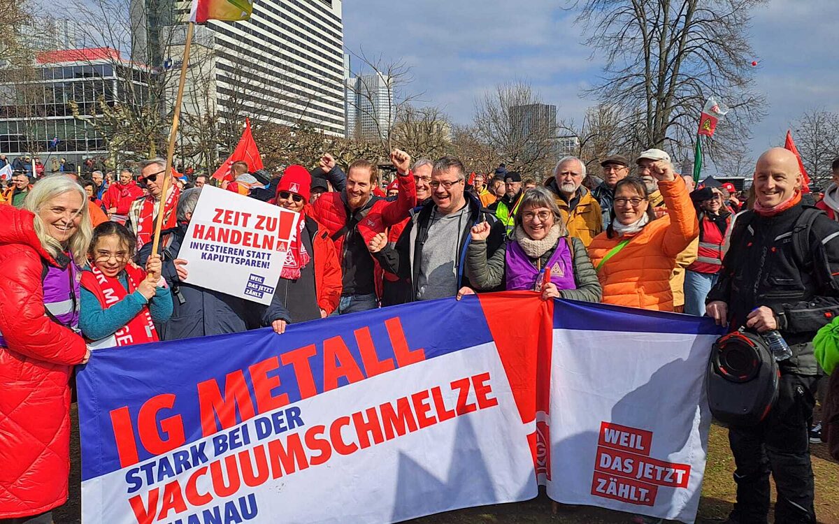 160325 Hanau Vacuumschmelze Demonstration Frankfurt 160325 Hanau Vacuumschmelze Demonstration Frankfurt