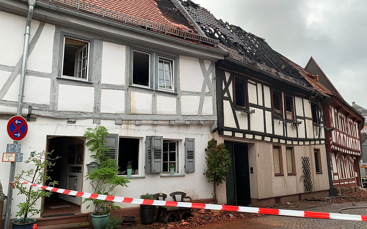160524 Seligenstadt Altstadt Hausbrand 4 160524 Seligenstadt Altstadt Hausbrand 4