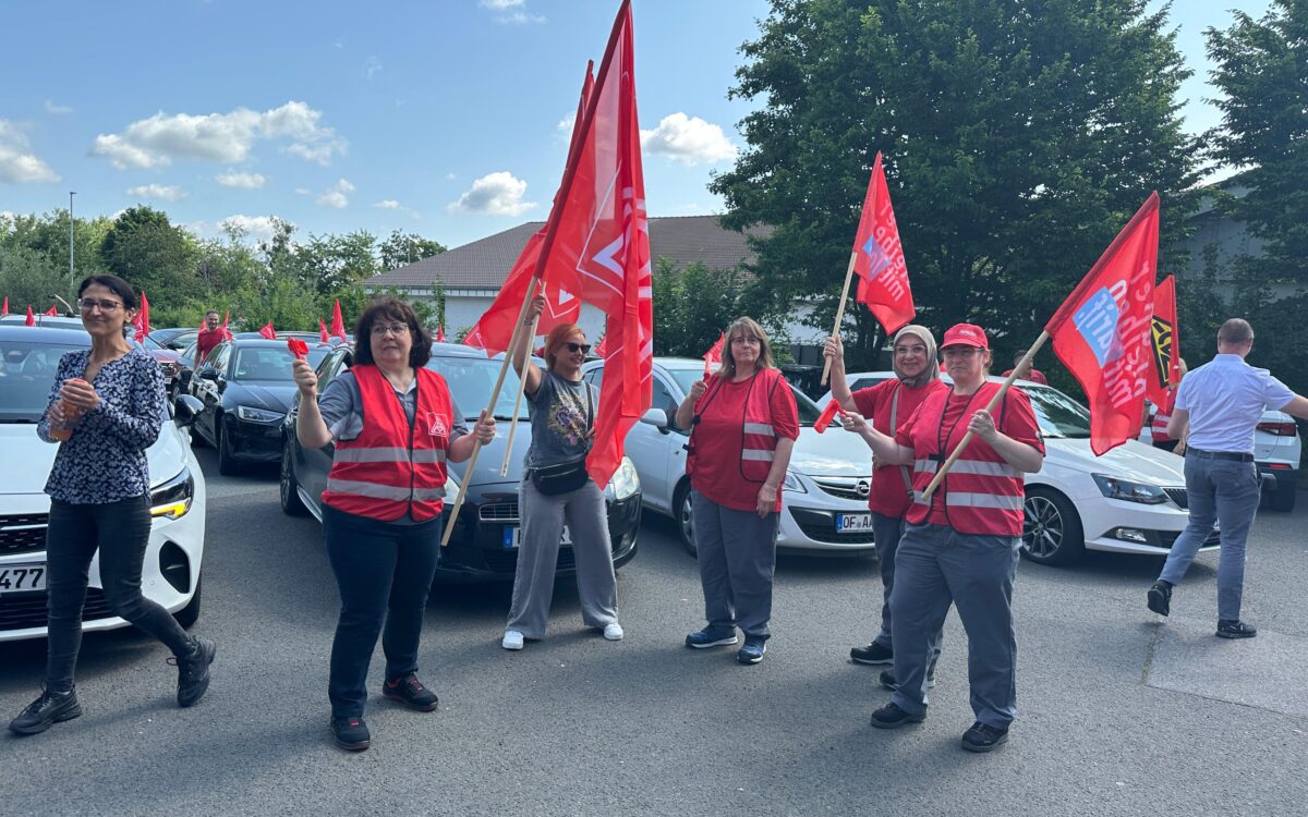 160625 Grosswaescherei DEMO JG 5 160625 Grosswaescherei DEMO JG 5