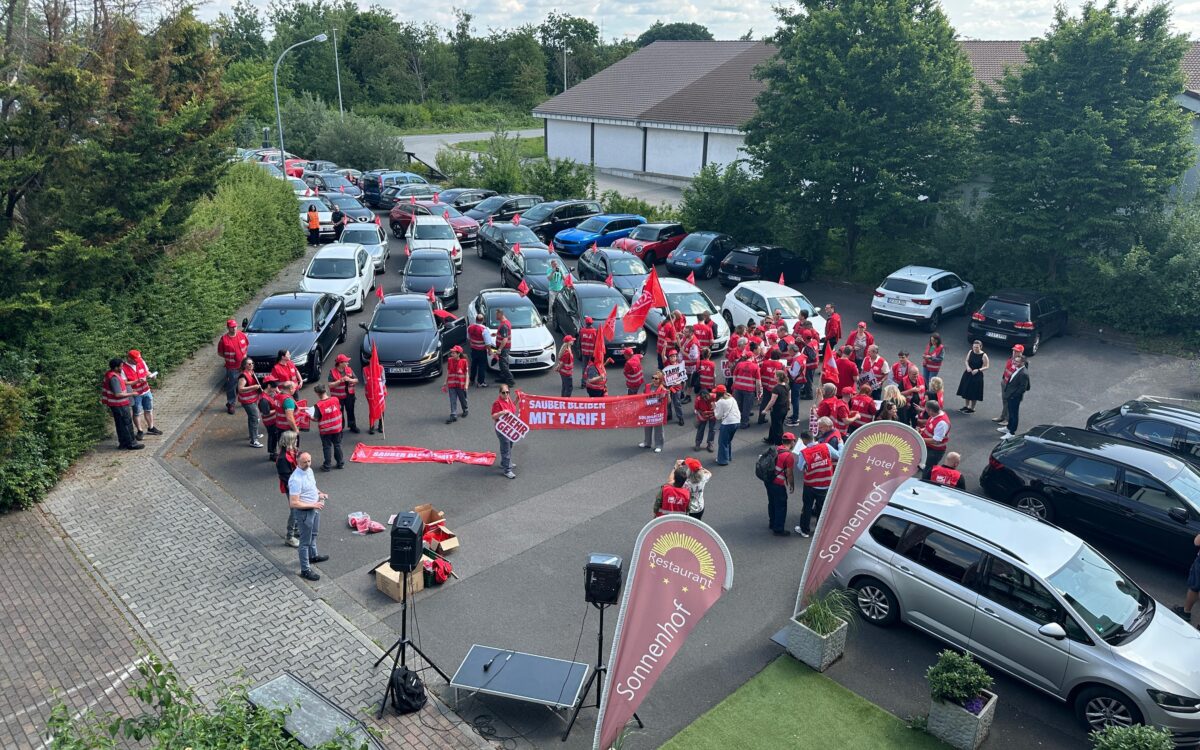 160625 Grosswaescherei DEMO JG 7 160625 Grosswaescherei DEMO JG 7