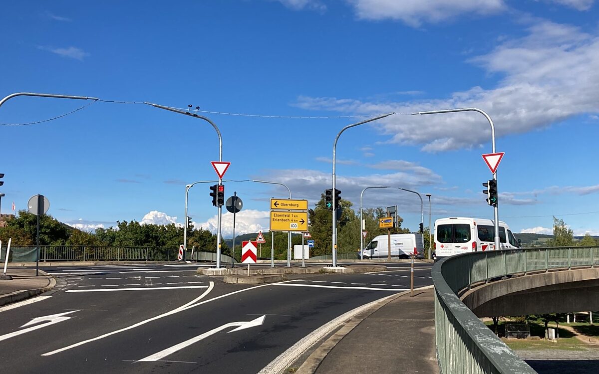 160922 Obernburg Brueckenampel FS 160922 Obernburg Brueckenampel FS