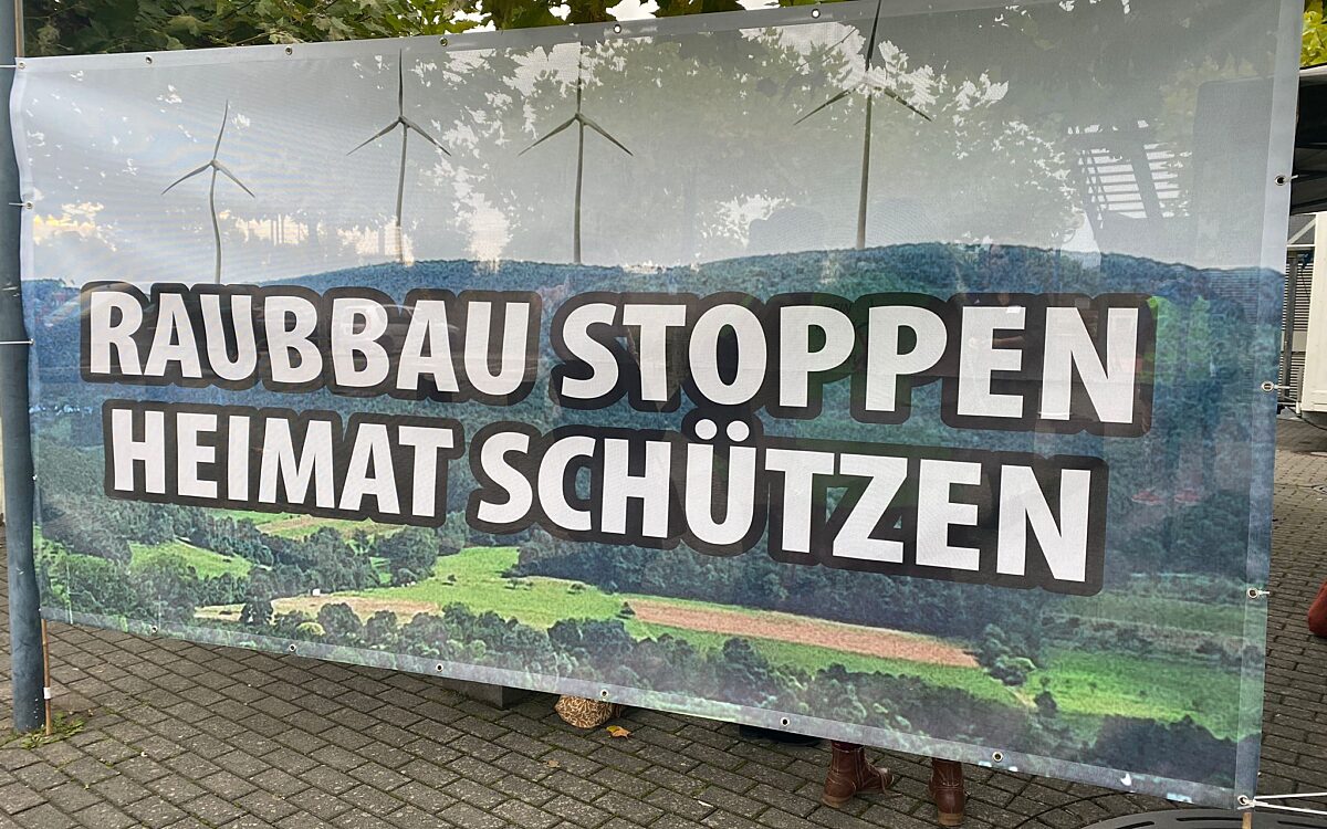 161024 Elsenfeld Windvorranggebiete Infoabend Demo 161024 Elsenfeld Windvorranggebiete Infoabend Demo