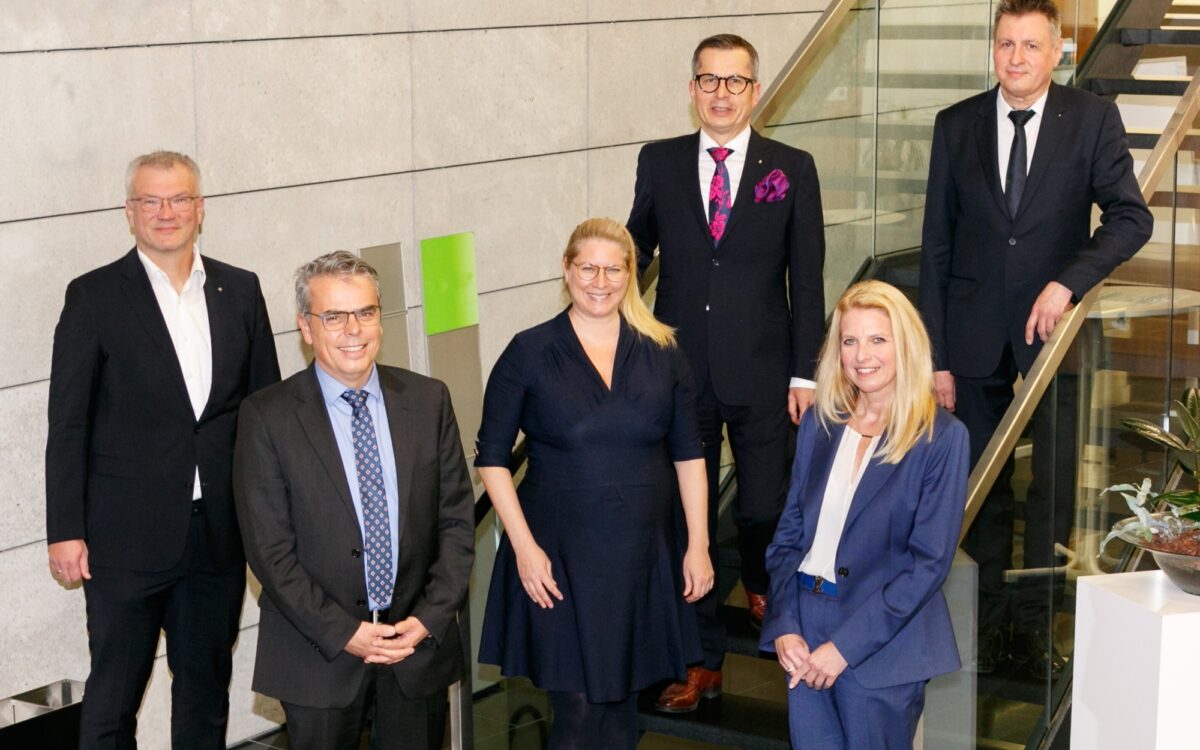 170222 AB IHK Neues Praesidium neu 170222 AB IHK Neues Praesidium neu