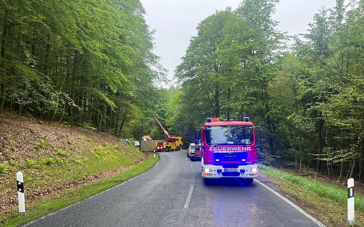 170524 wiesen unfall laster 2 170524 wiesen unfall laster 2