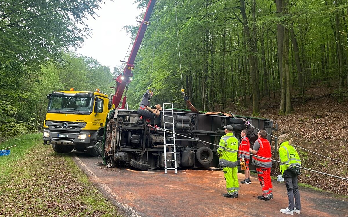 170524 wiesen unfall laster 3 170524 wiesen unfall laster 3