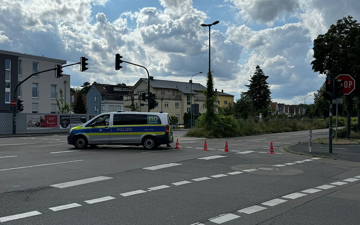 170724 HU Absperrung Bombenfund Evakuierung 170724 HU Absperrung Bombenfund Evakuierung